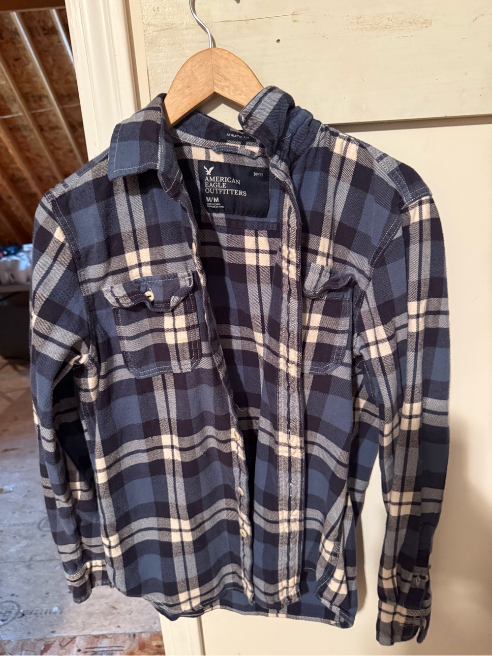 American Eagle Outfitters Blue and White Plaid Lightweight Shirt Jacket